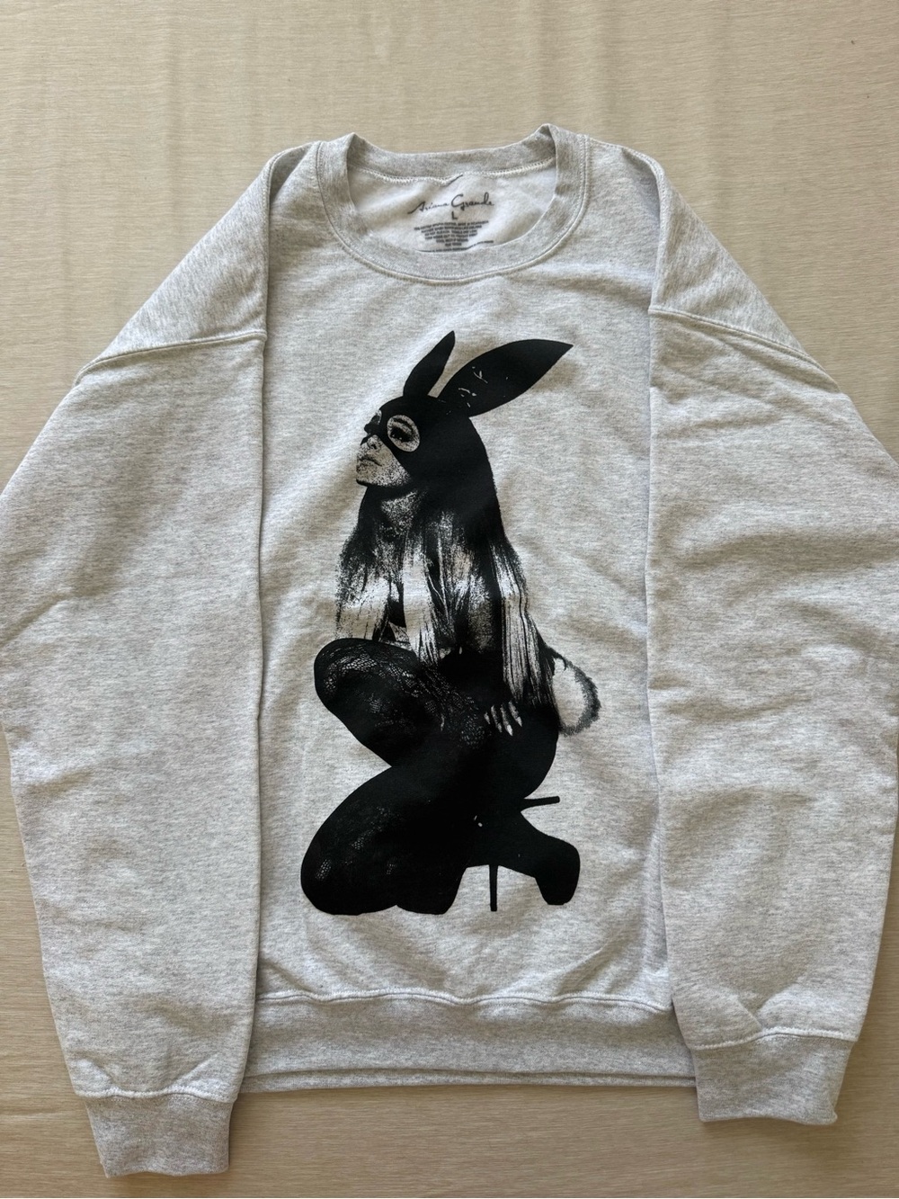 Dangerous Woman 10th Anniversary Crewneck Ariana Grande